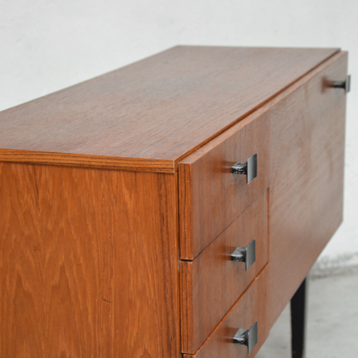 Vintage entrance furniture