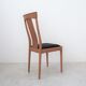Série de six chaises scandinaves en chêne clair
