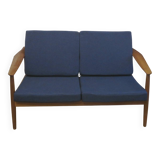 Arne Vodder for France and Sohn FD 164 2-seater teak sofa, Denmark 1960s