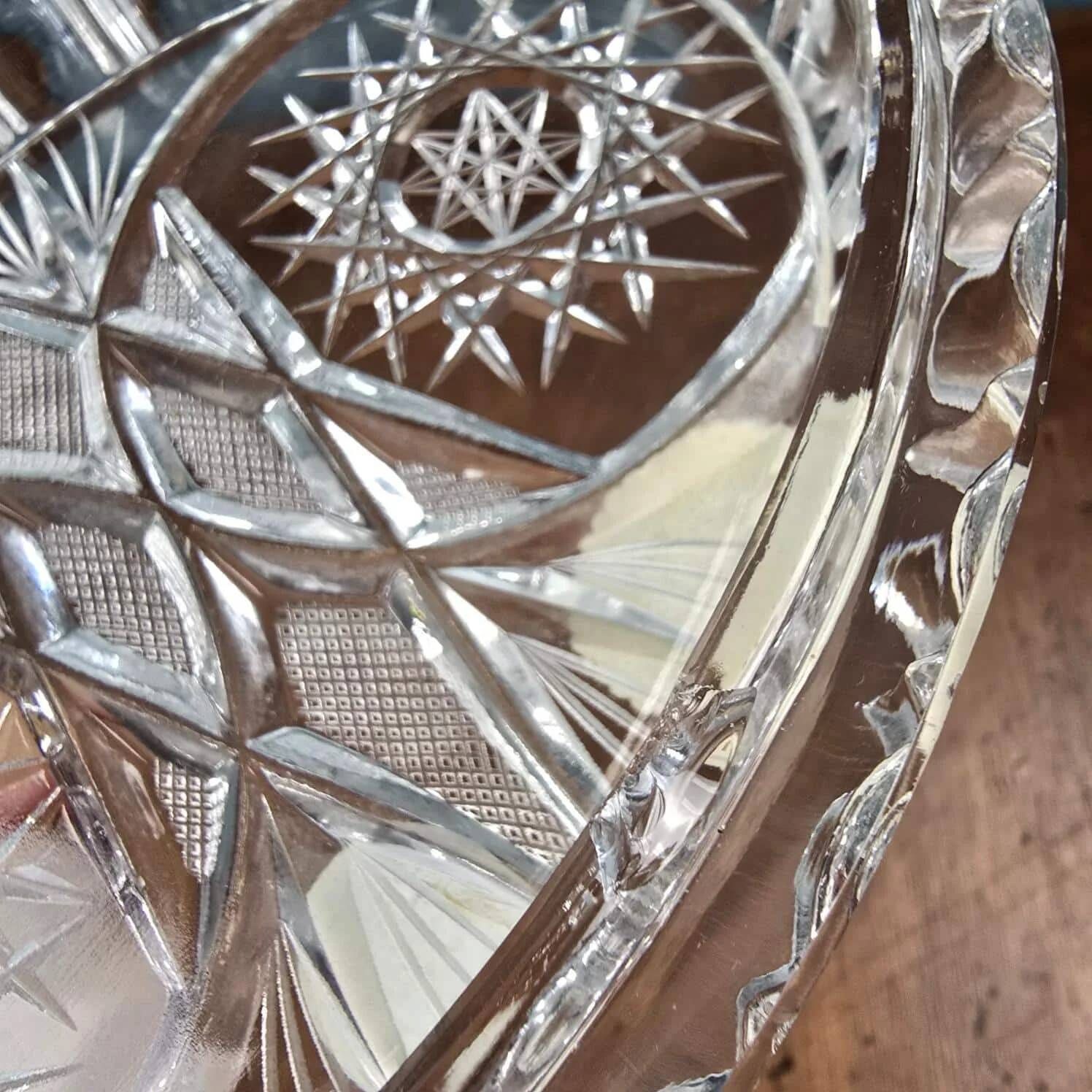 Vintage hand-cut Bohemian crystal bonbonnière Czechoslovakia