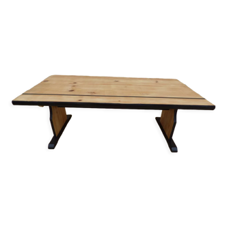 Table basse en pin massif