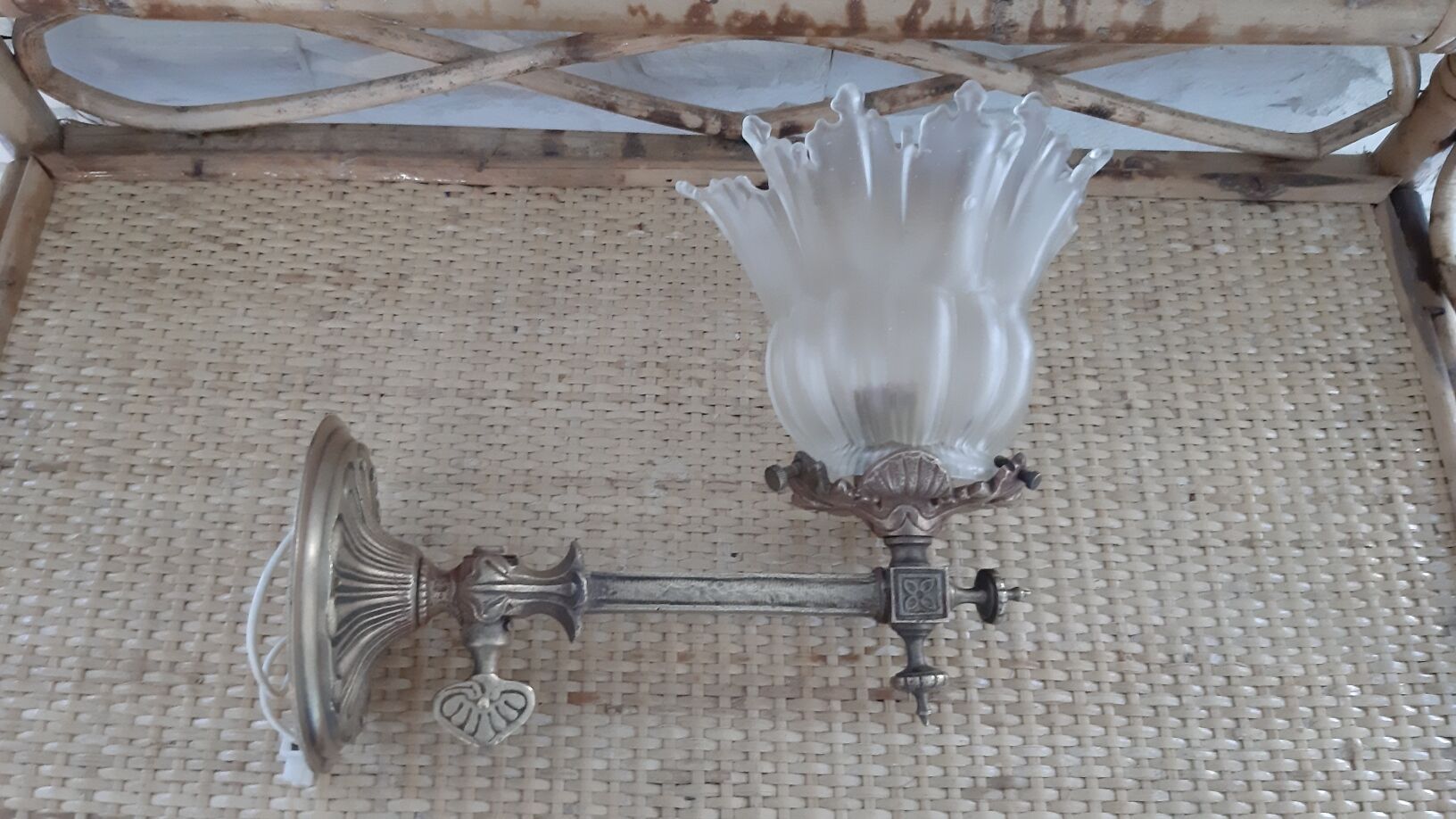 Bronze wall sconce with tulip 19th century