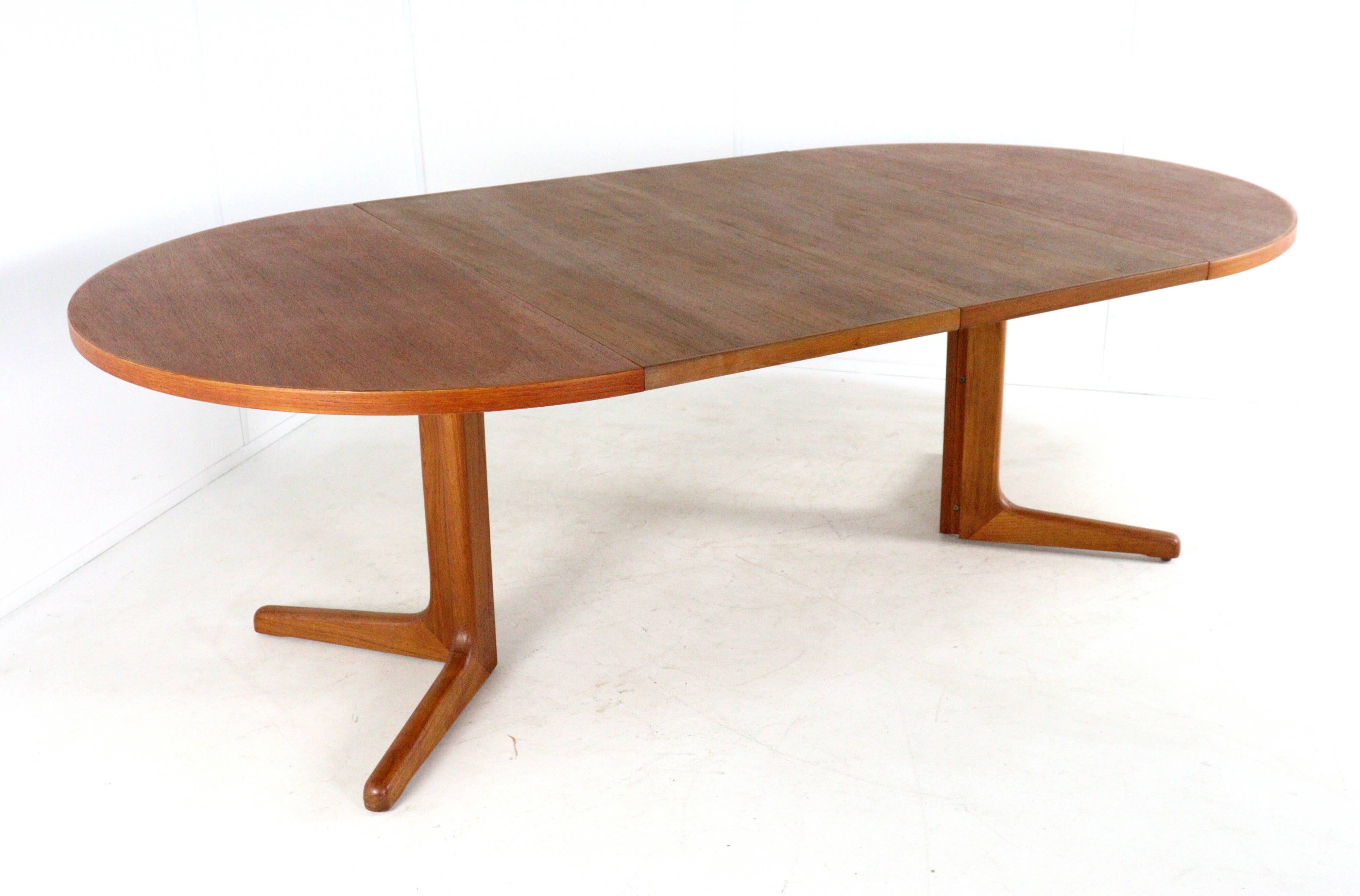 S. Burchardt Nielsen round (2x) extendable dining table danish design teak