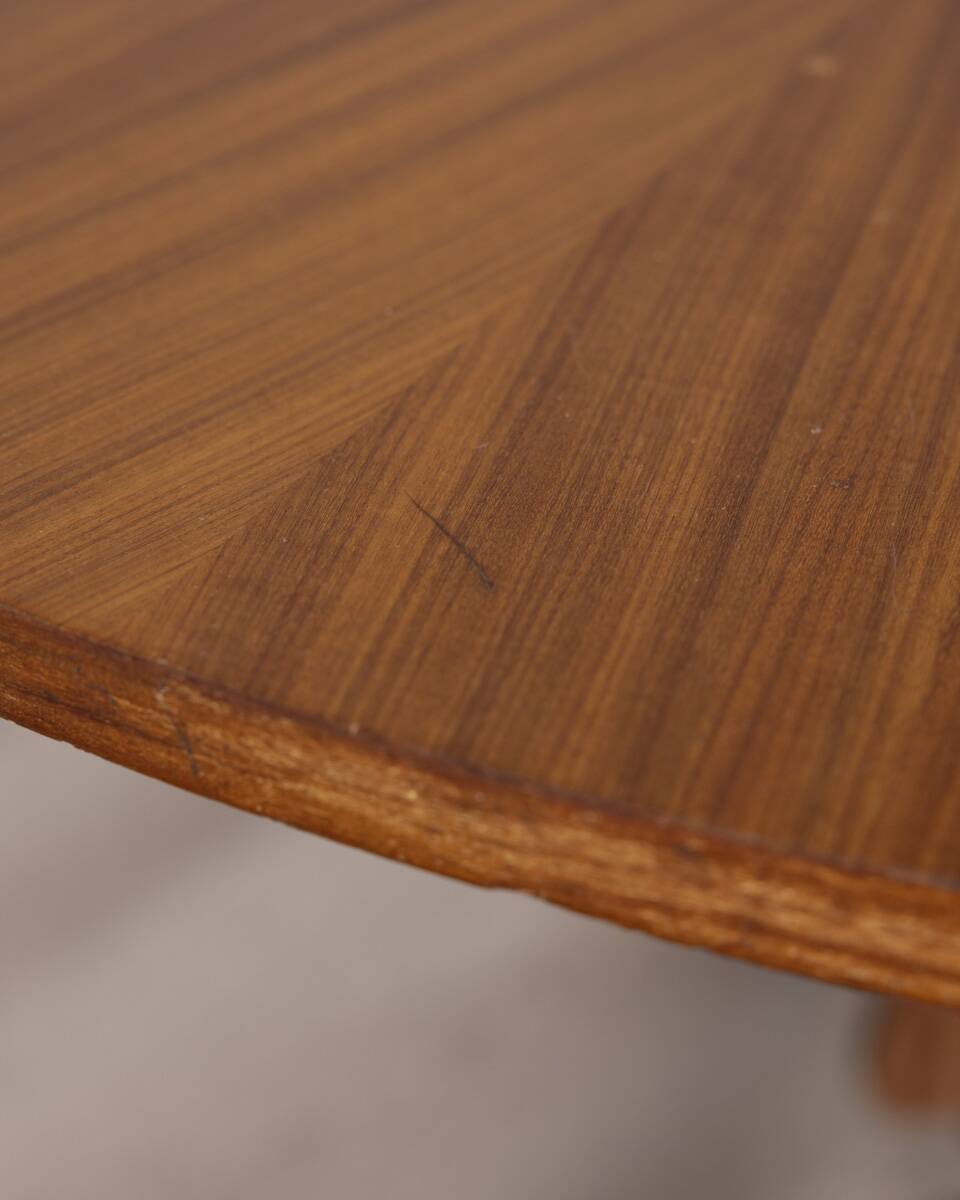 Vintage wooden round table from 1960s designed by Carlo Ratti for Lissoni