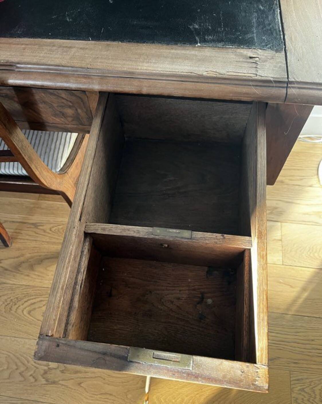 Tiered desk