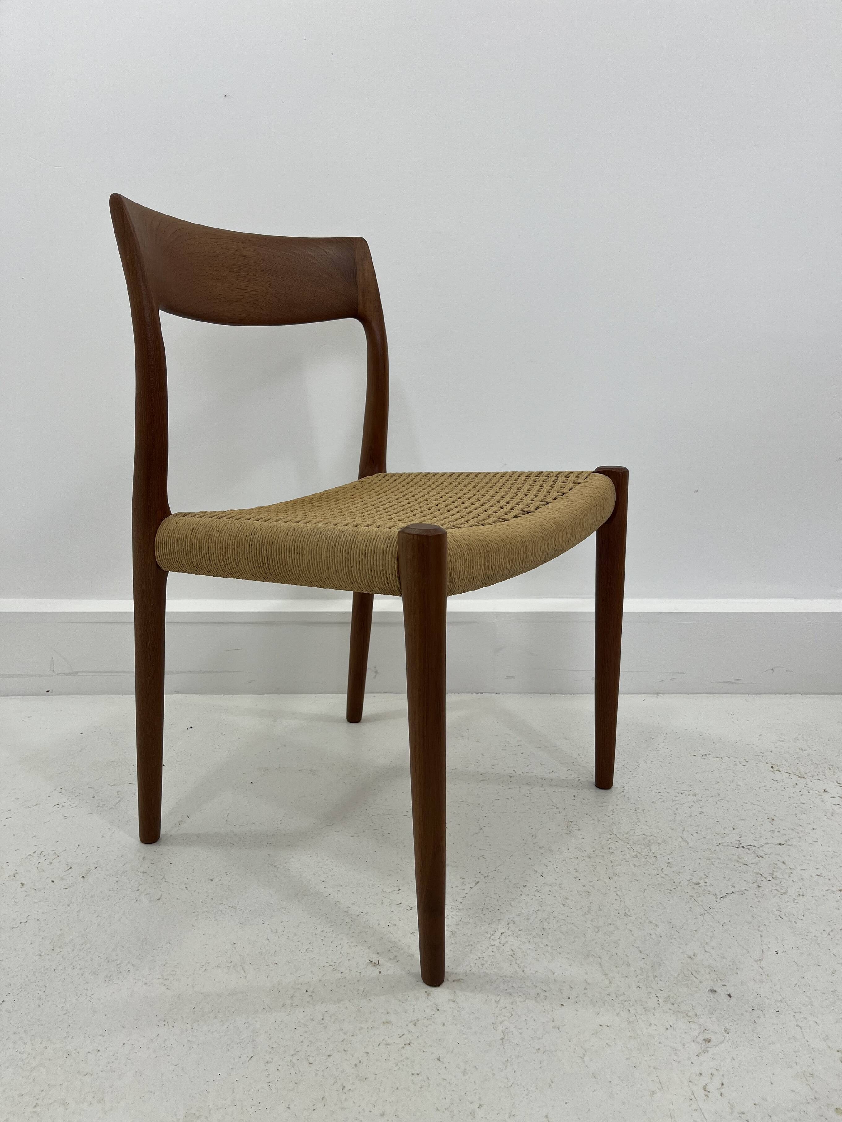 Ensemble de chaises danoises par Niels Møller pour J. L. Møllers, années 1960, ensemble de 4.