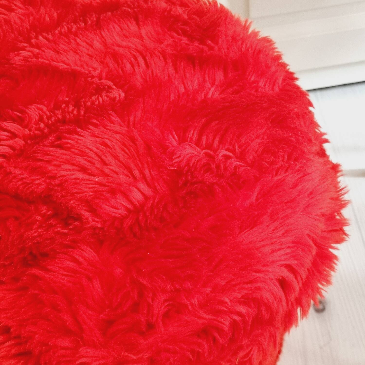 Pelfran France red pouf
