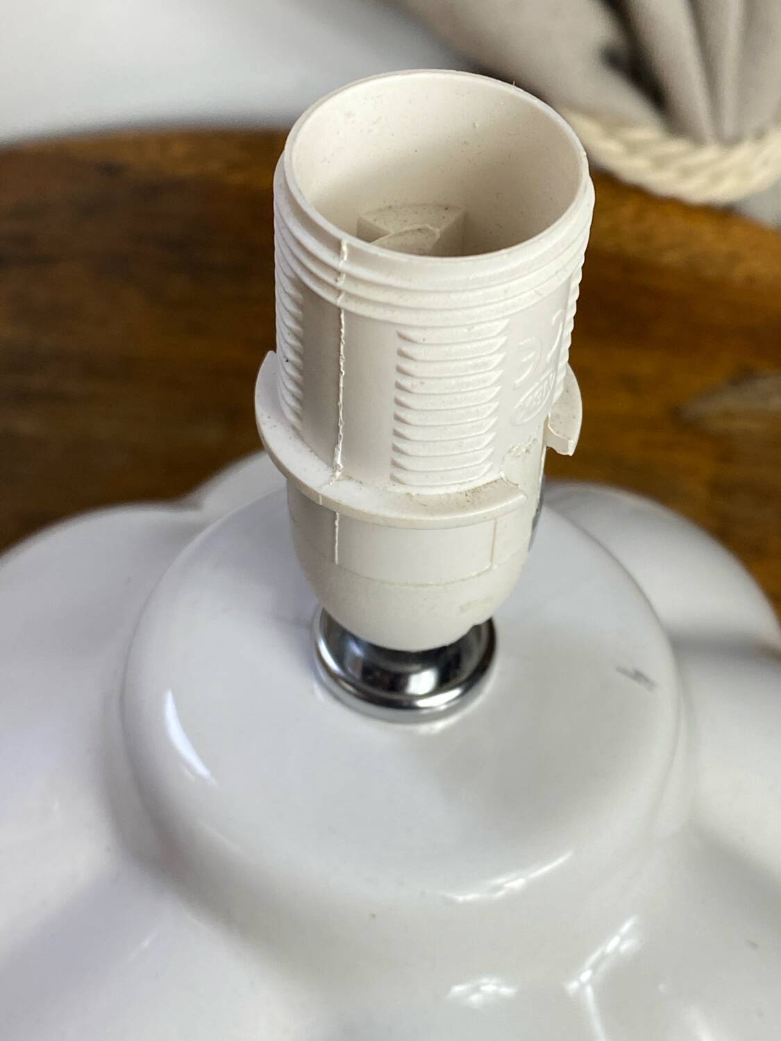 White ceramic lamp base