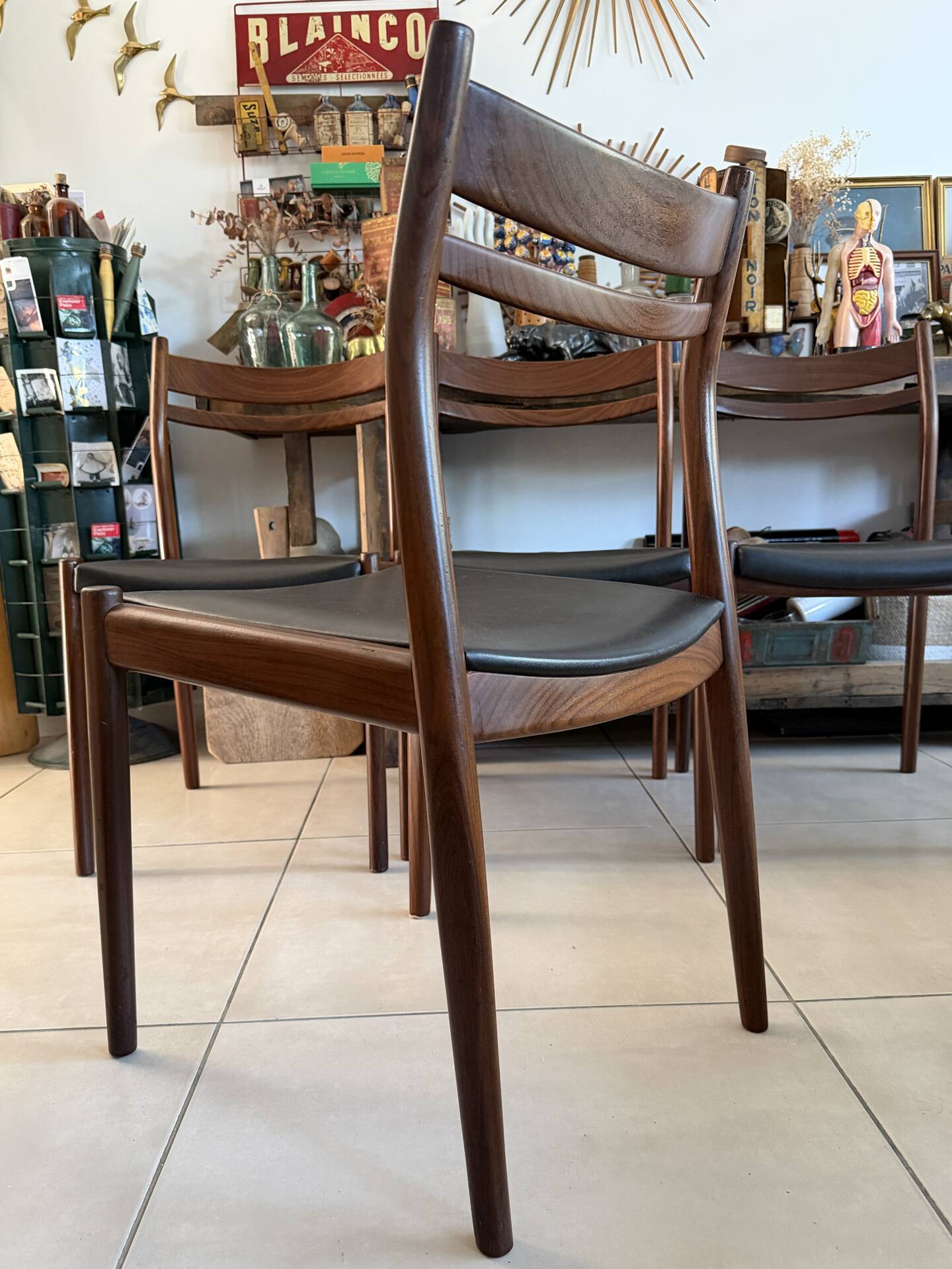 4 Chaises Mid-Century "Style Møller" – Gessef (Italie, 1960)