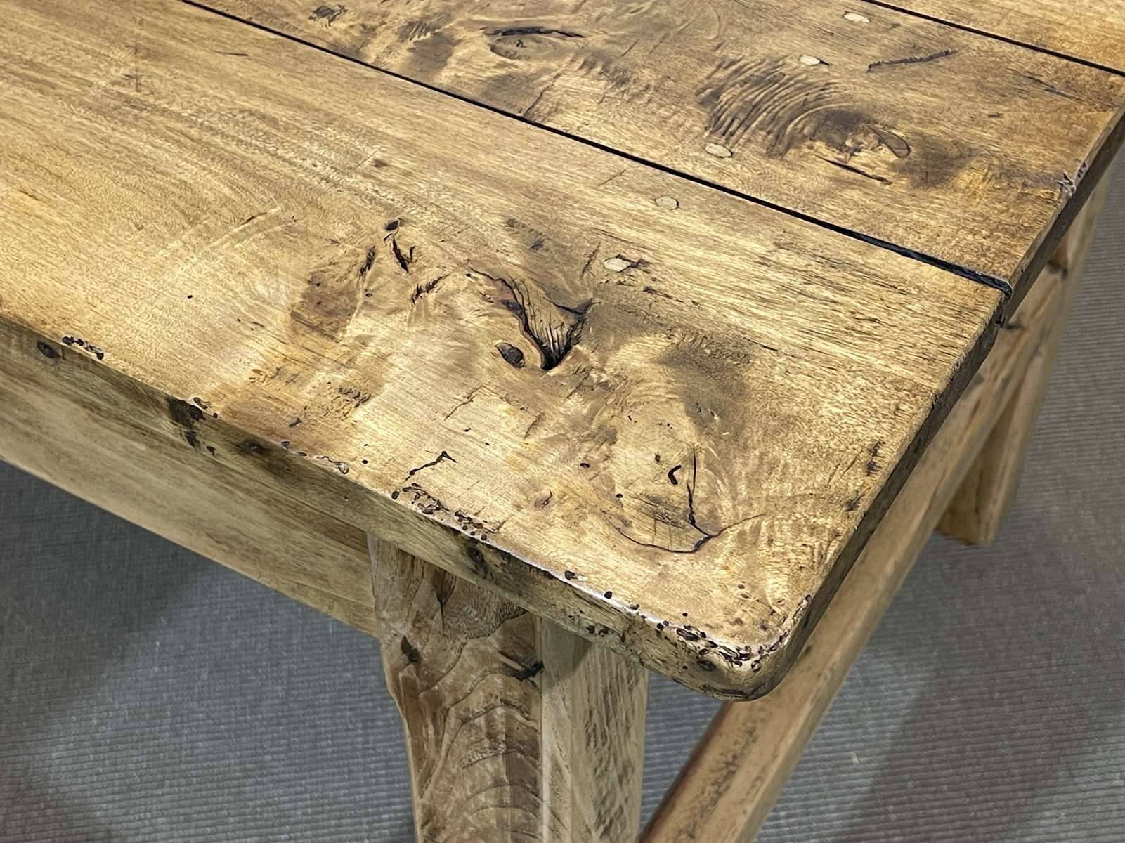 Farm table in poplar from the early 20th century.