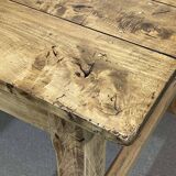 Farm table in poplar from the early 20th century.