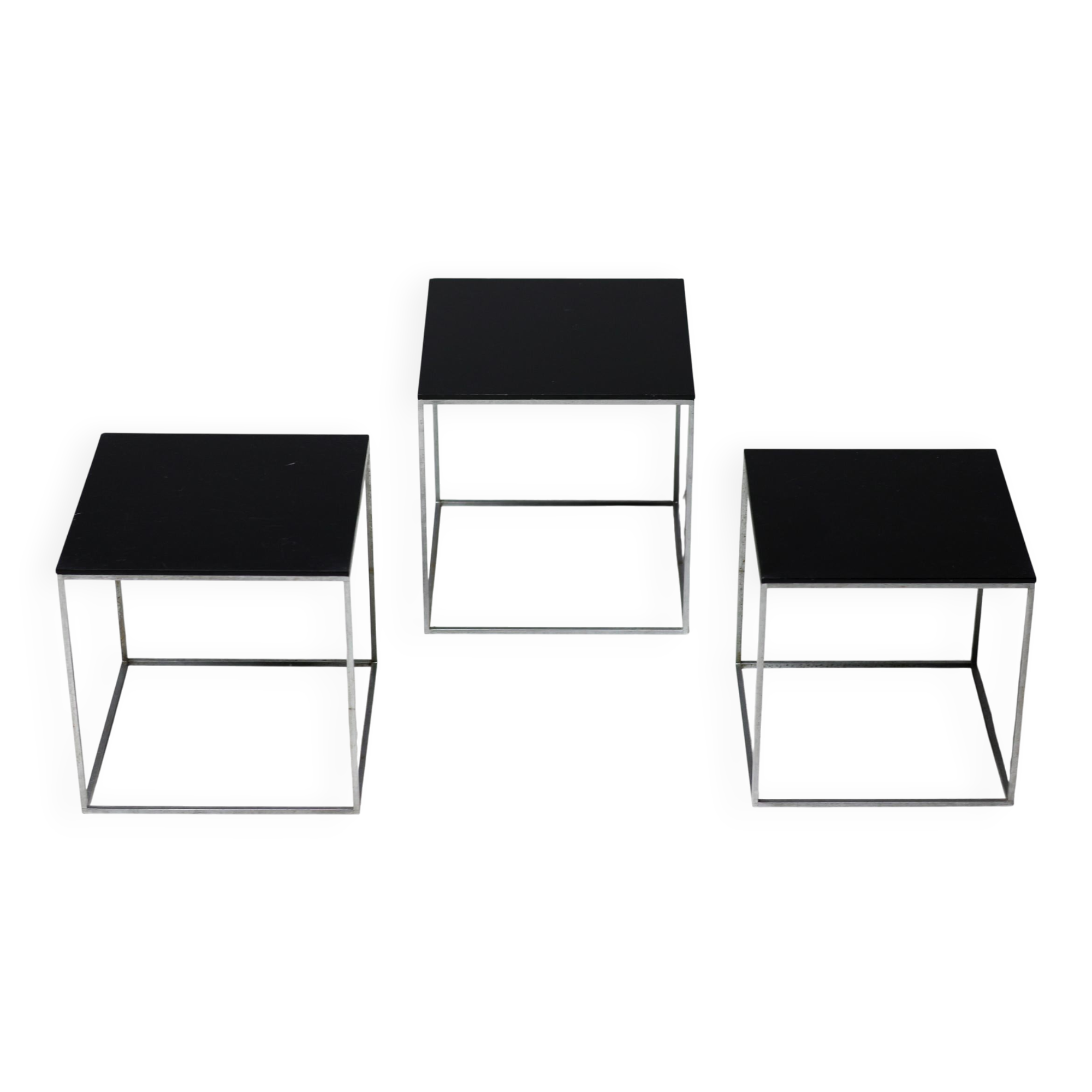 Tables gigognes PK71 de Poul Kjærholm pour E. Kold Christensen, début de la production de 1960
