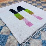 Handmade pure wool rug, size 200 x 300 cm.