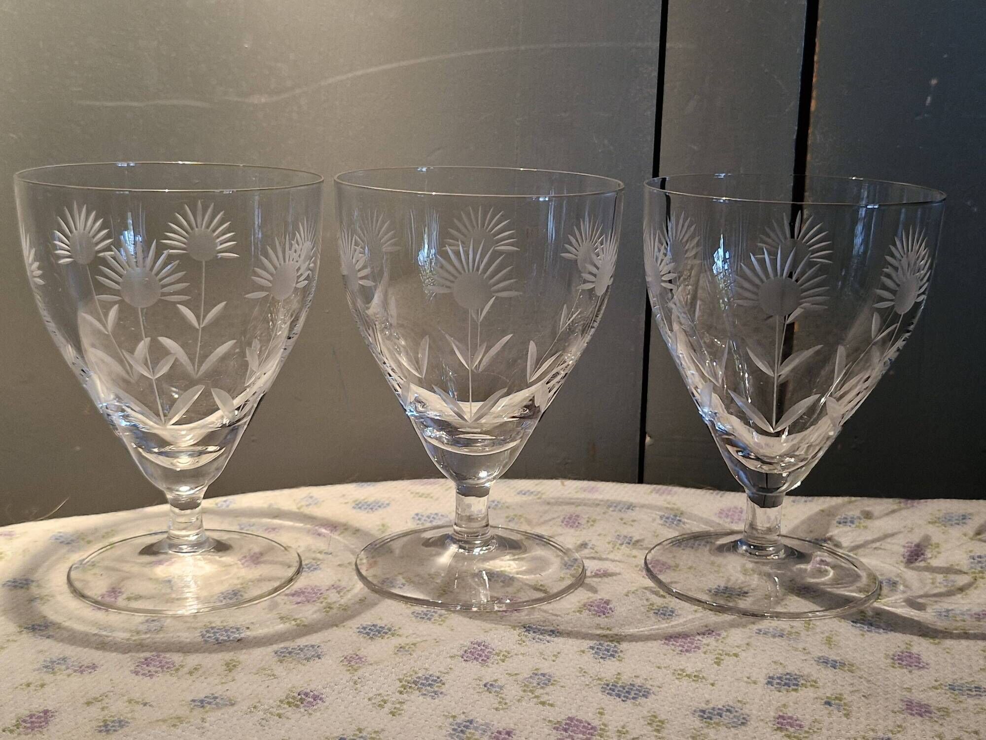 Villeroy and Bosch - 3 Large Antique Glasses - Cut Crystal with Flower Decor