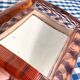 Miroir en verre rose d’Italie