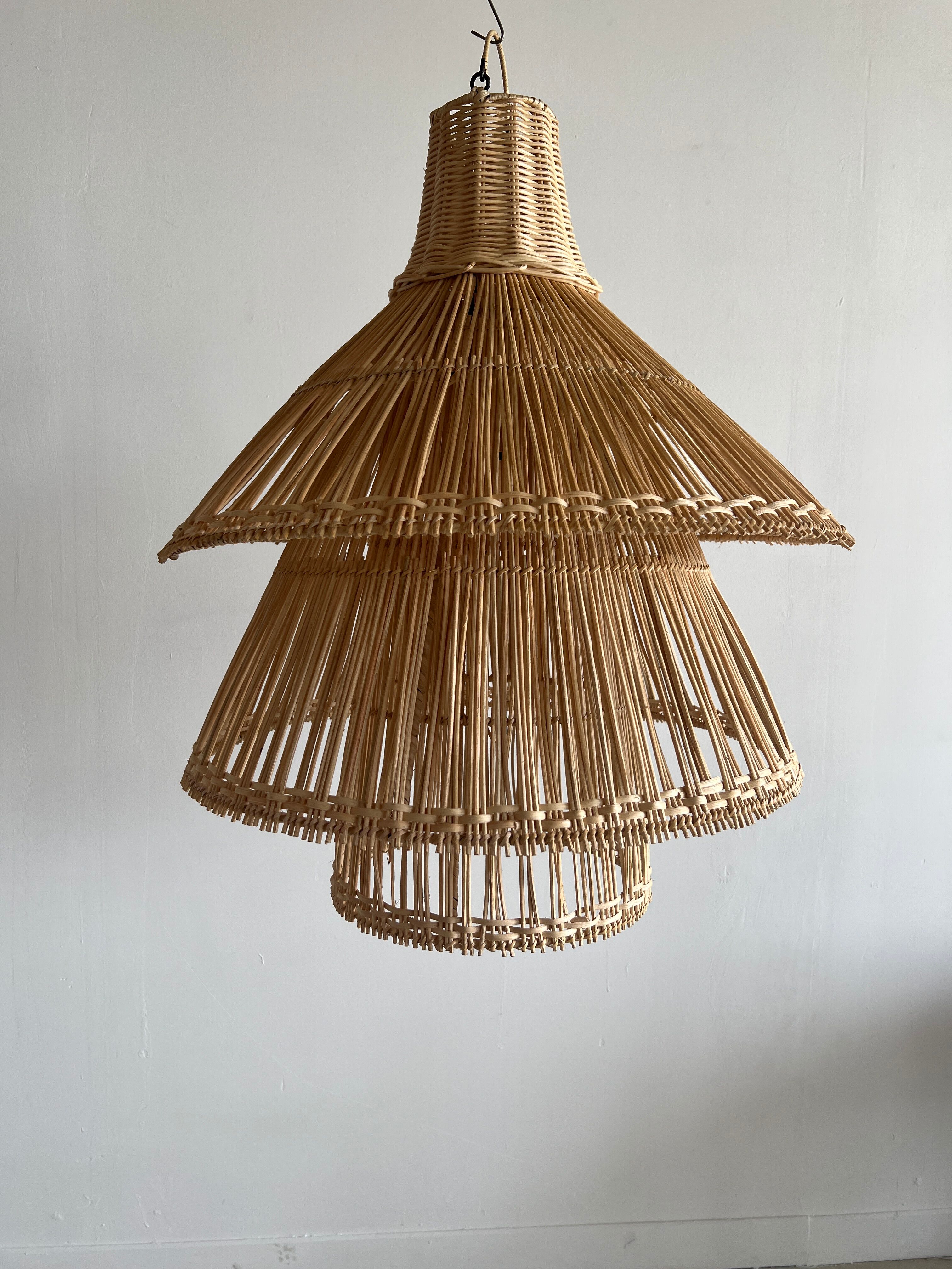 Rattan pendant lamp or light in the shape of an Asian lantern