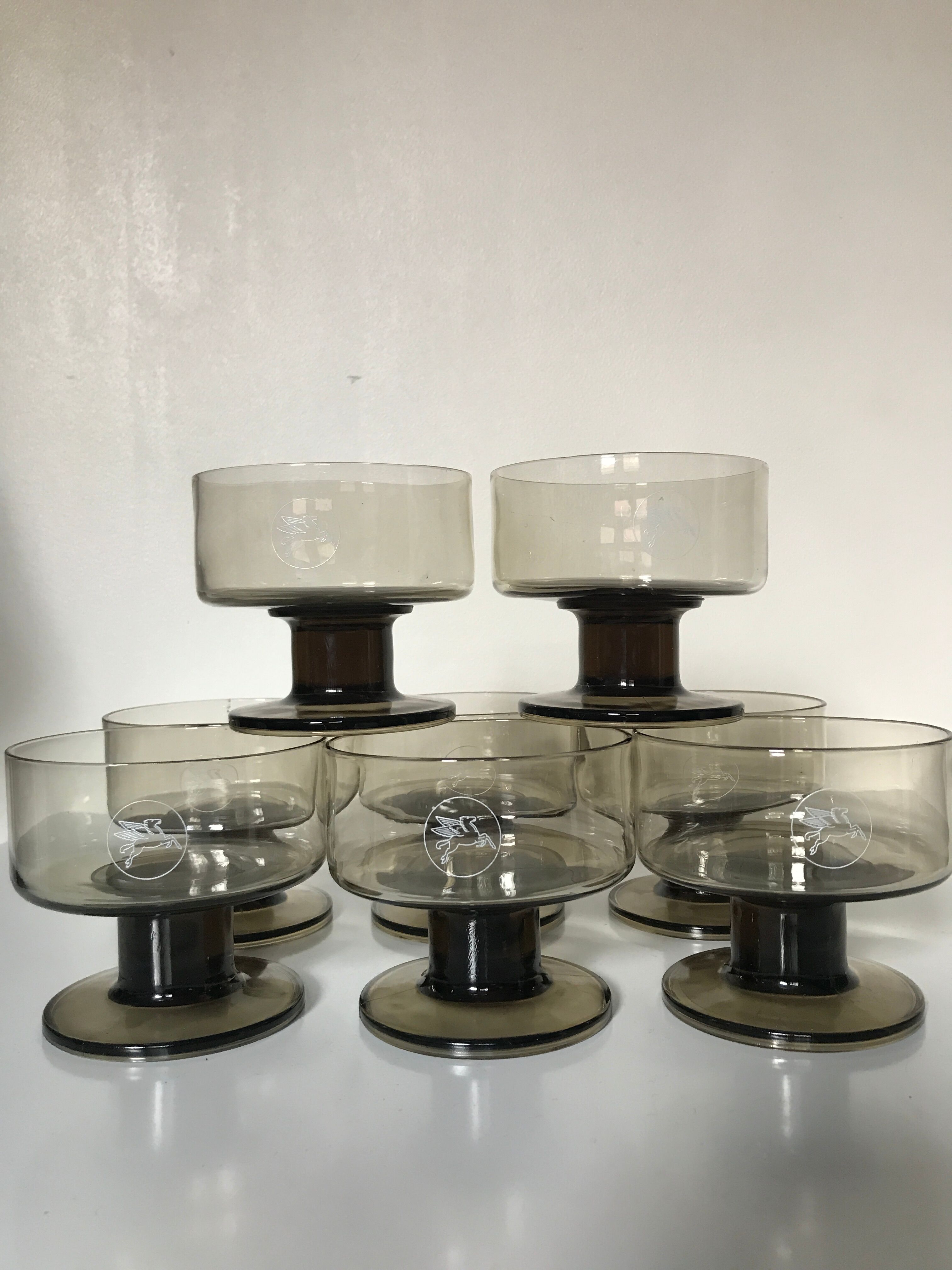 Lot of 8 Mobil cups in smoked glass