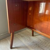 Bureau en bois du milieu du siècle