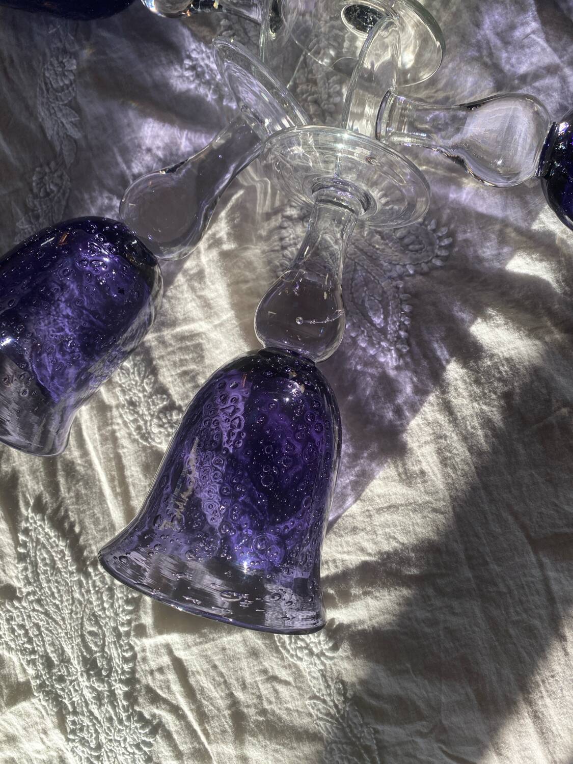 Set of 5 large vintage bubbled and blown glass glasses