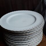 Porcelain dessert plates with cake dish
