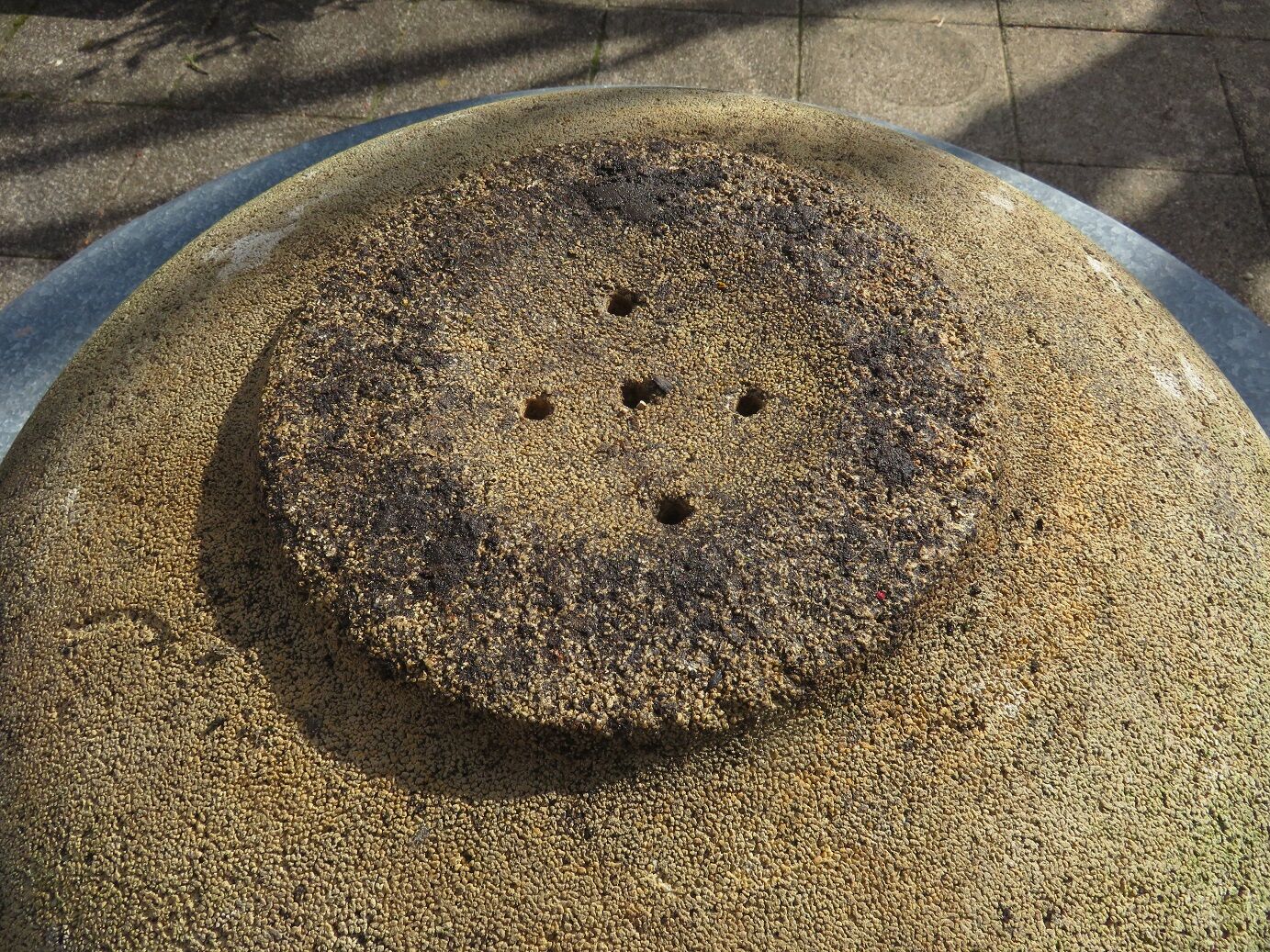 Gardener concrete basin