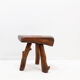 Rustic brutalist tripod stool in wood - Natural shape - 1950s/60s