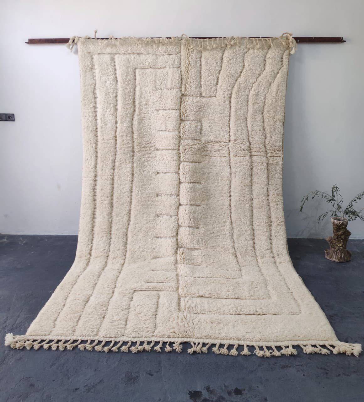 Beni Ouarain Rug, Ecru, Abstract Geometric Design, Handmade 300x200cm