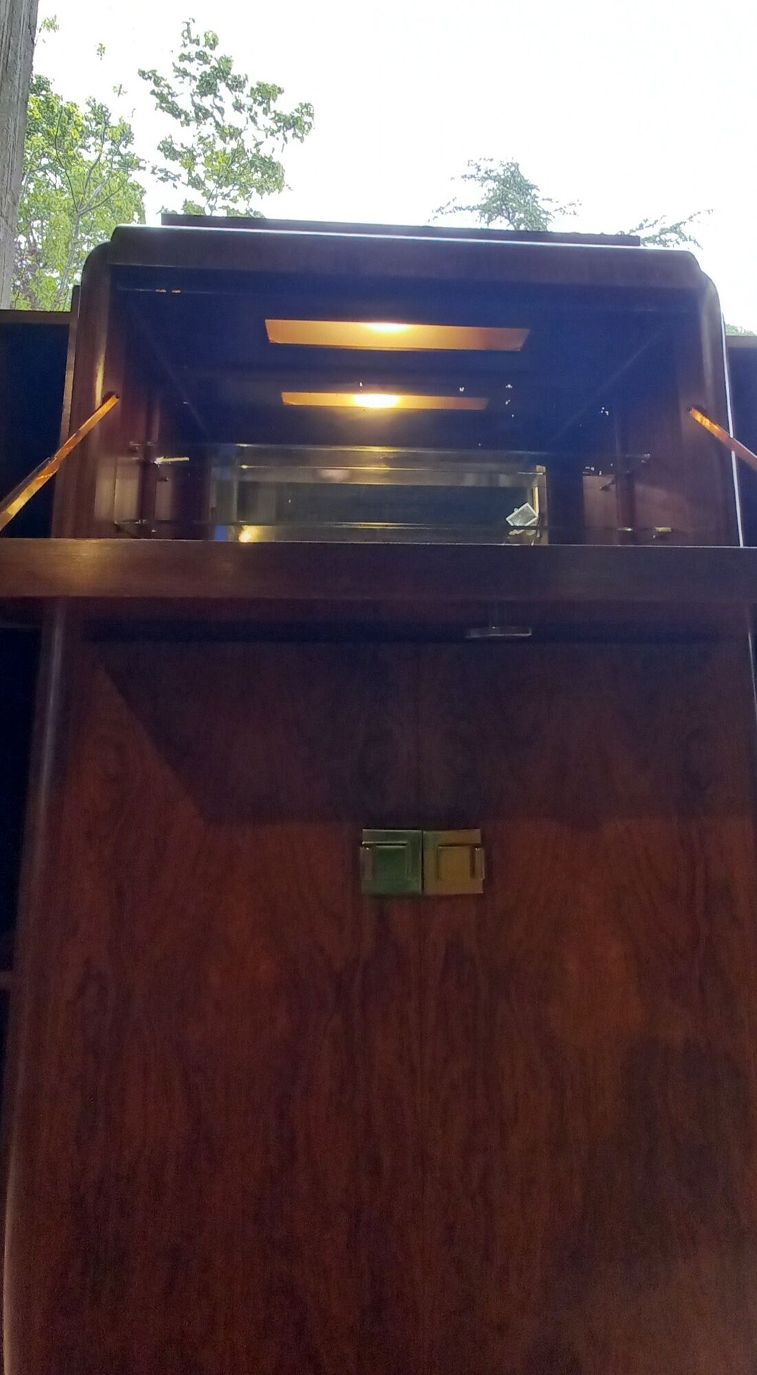 Rosewood bar furniture