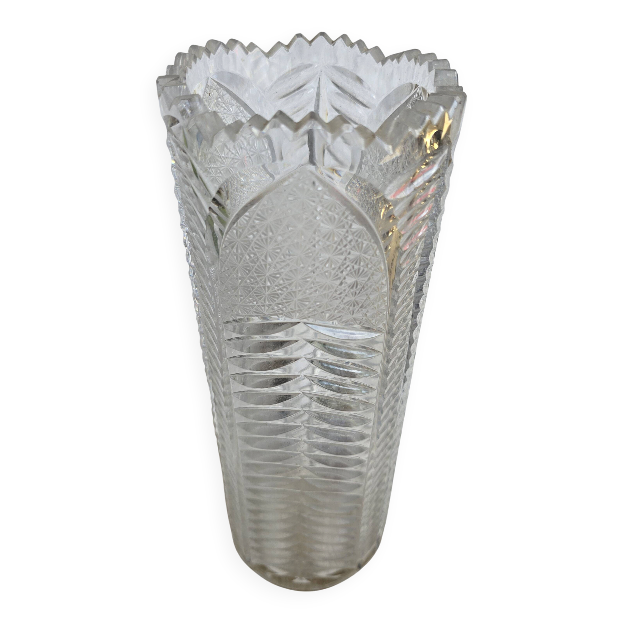 Antique cut crystal vase with scalloped edge, decorated with palmettes.