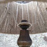 Table lamp in turned wood