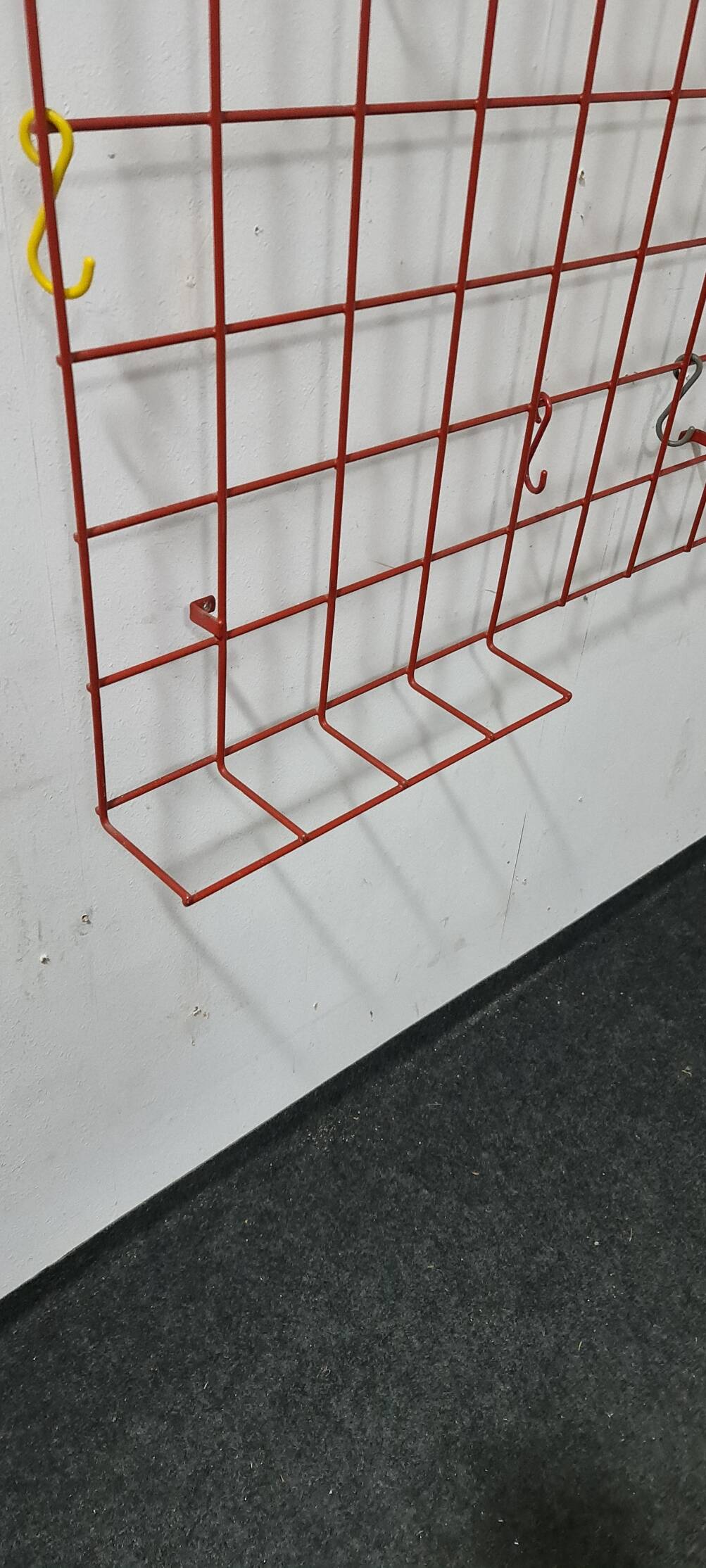 Vintage metal wire,string like ,wall mounted coat rack