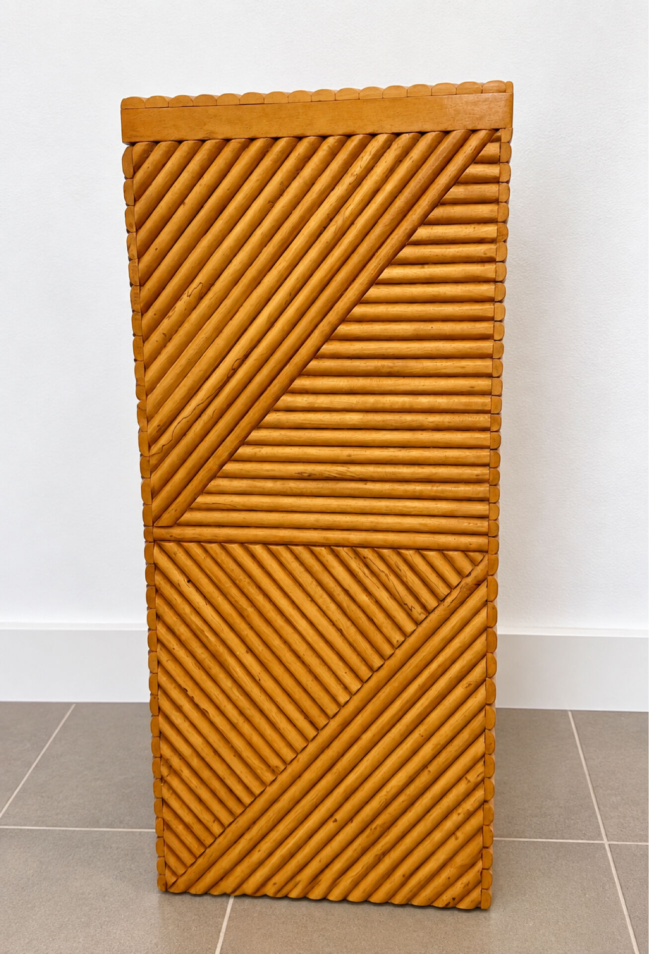 Wooden column