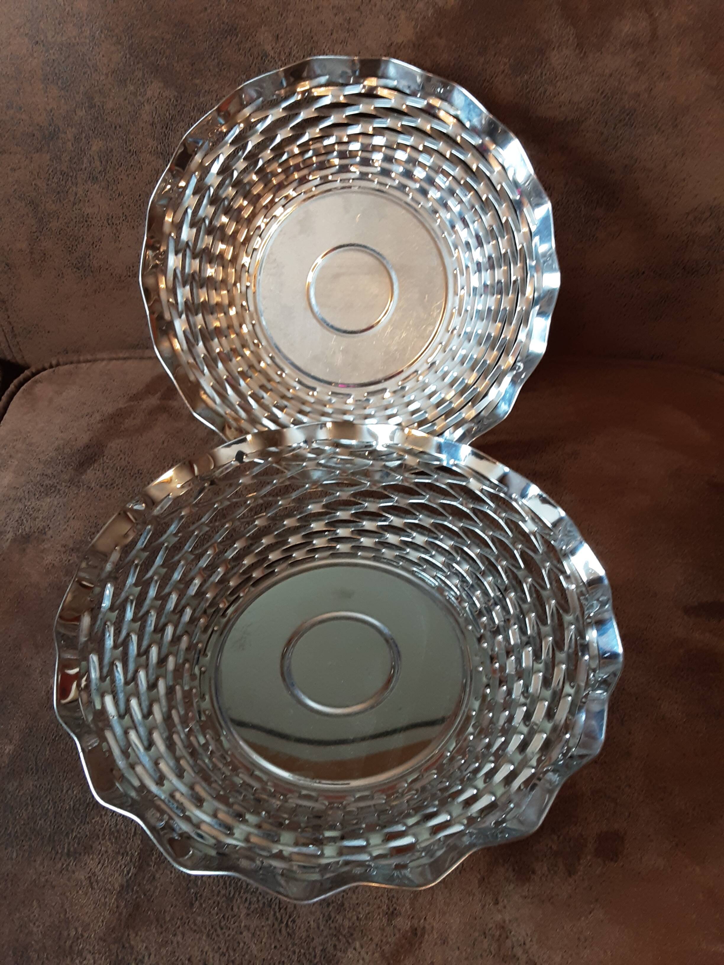 Lot de 2 corbeilles  métal  vintage