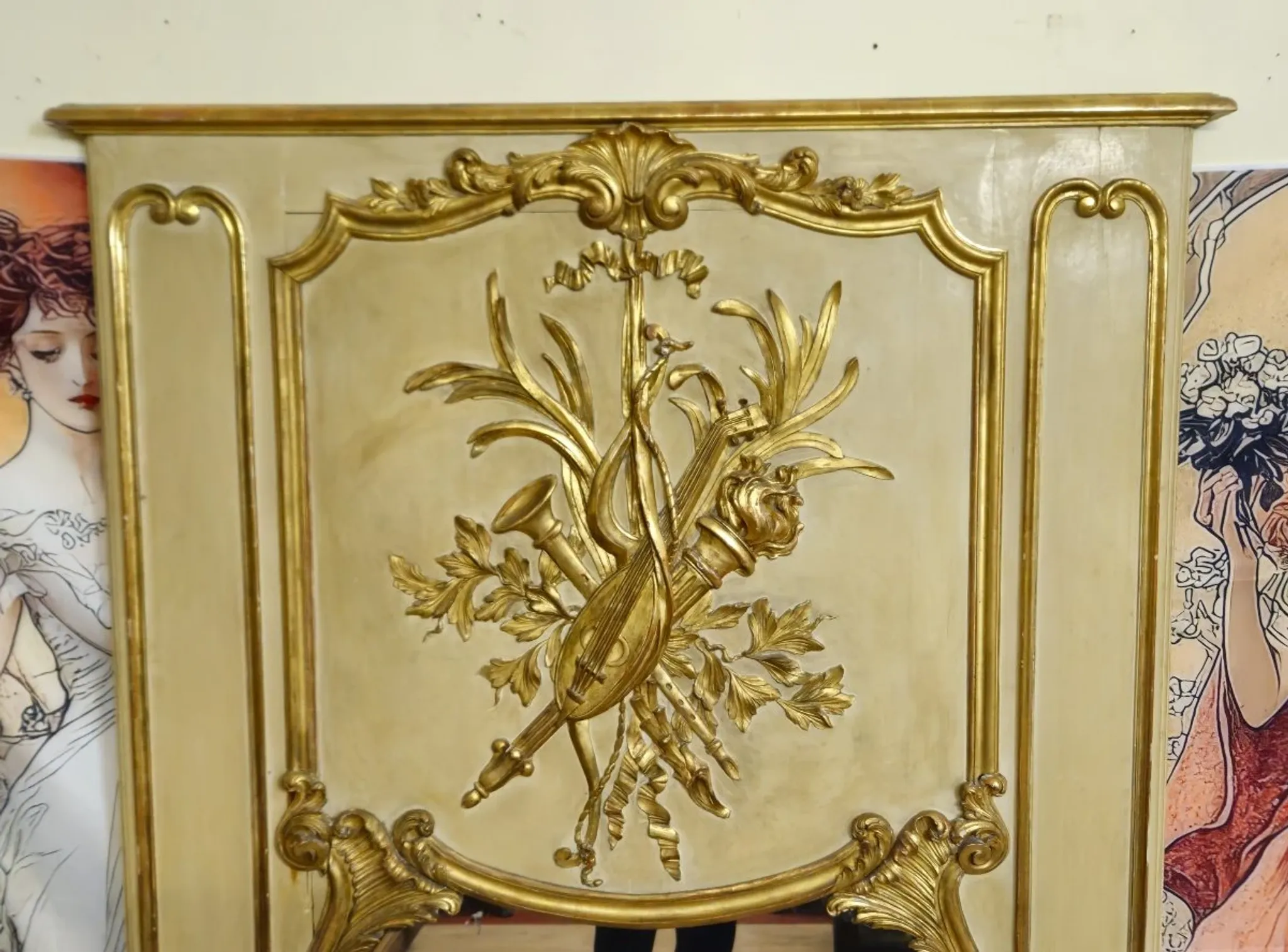 Very, very important Louis XVI trumeau.