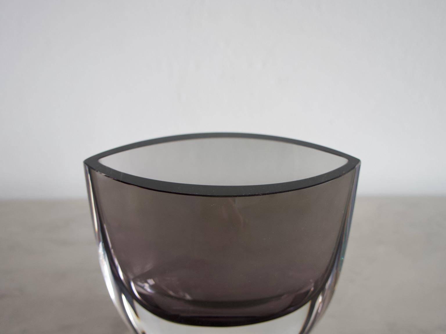 Vase en verre fumé de Christian von Sydow pour Kosta Boda
