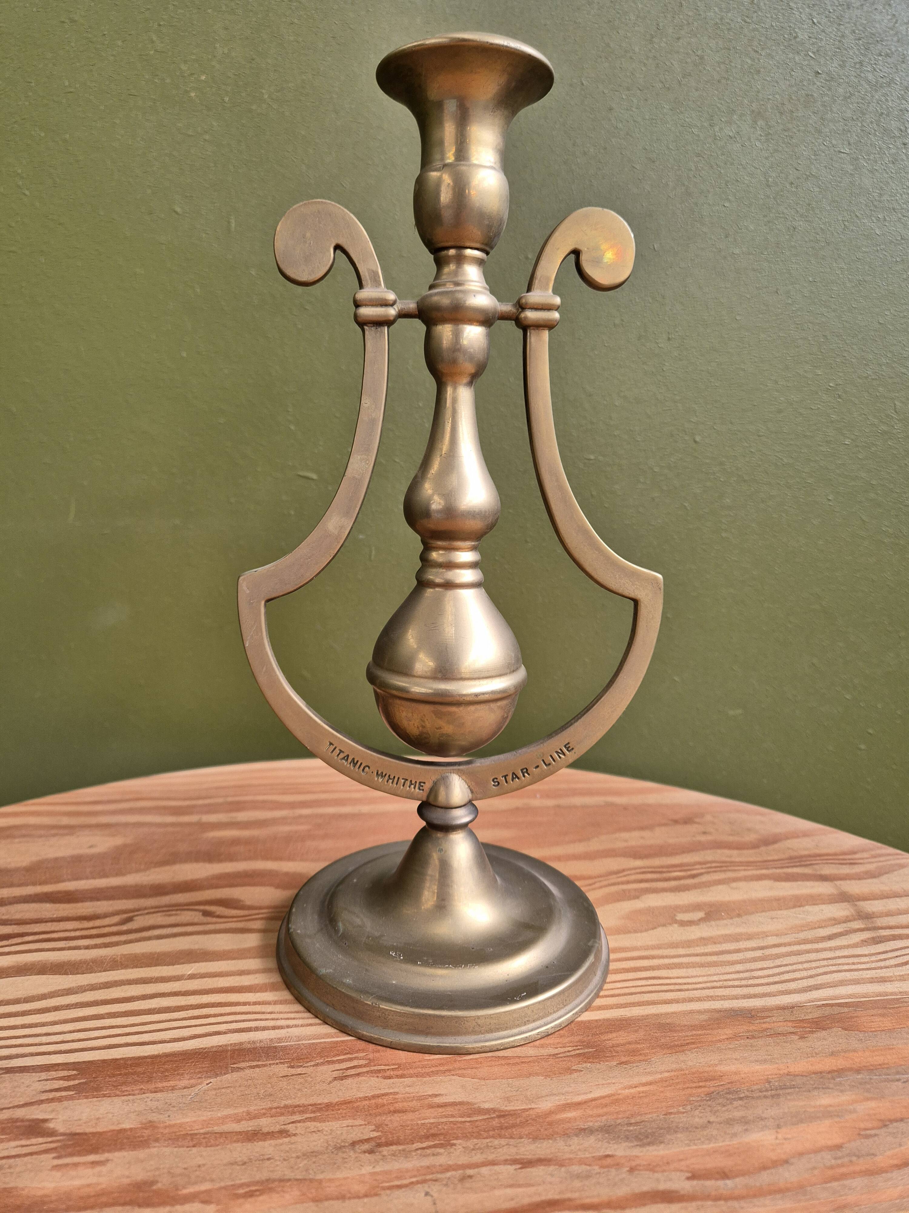 Titanic Star-Line swing candle holder