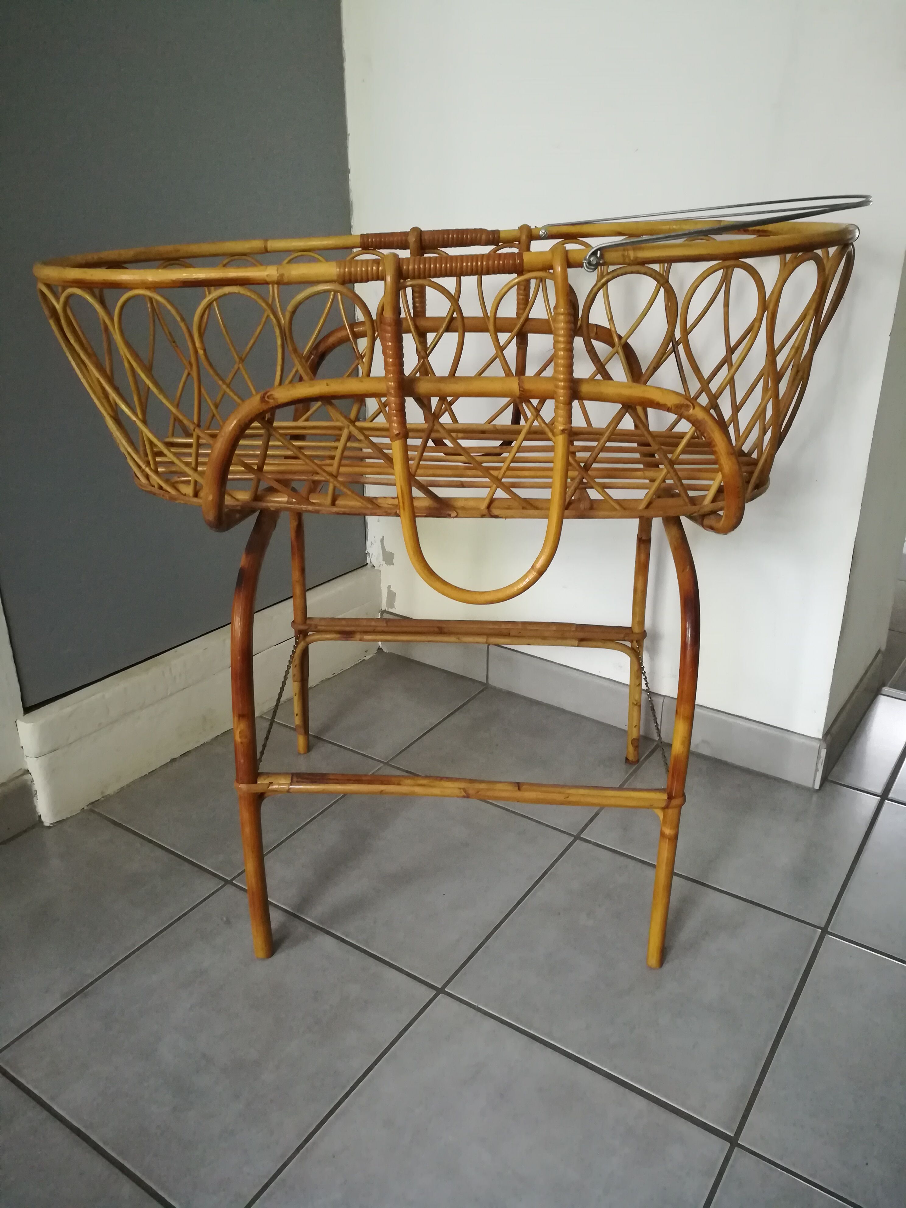 Rattan cradle 60s