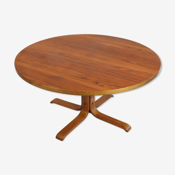 Scandinavian round coffee table
