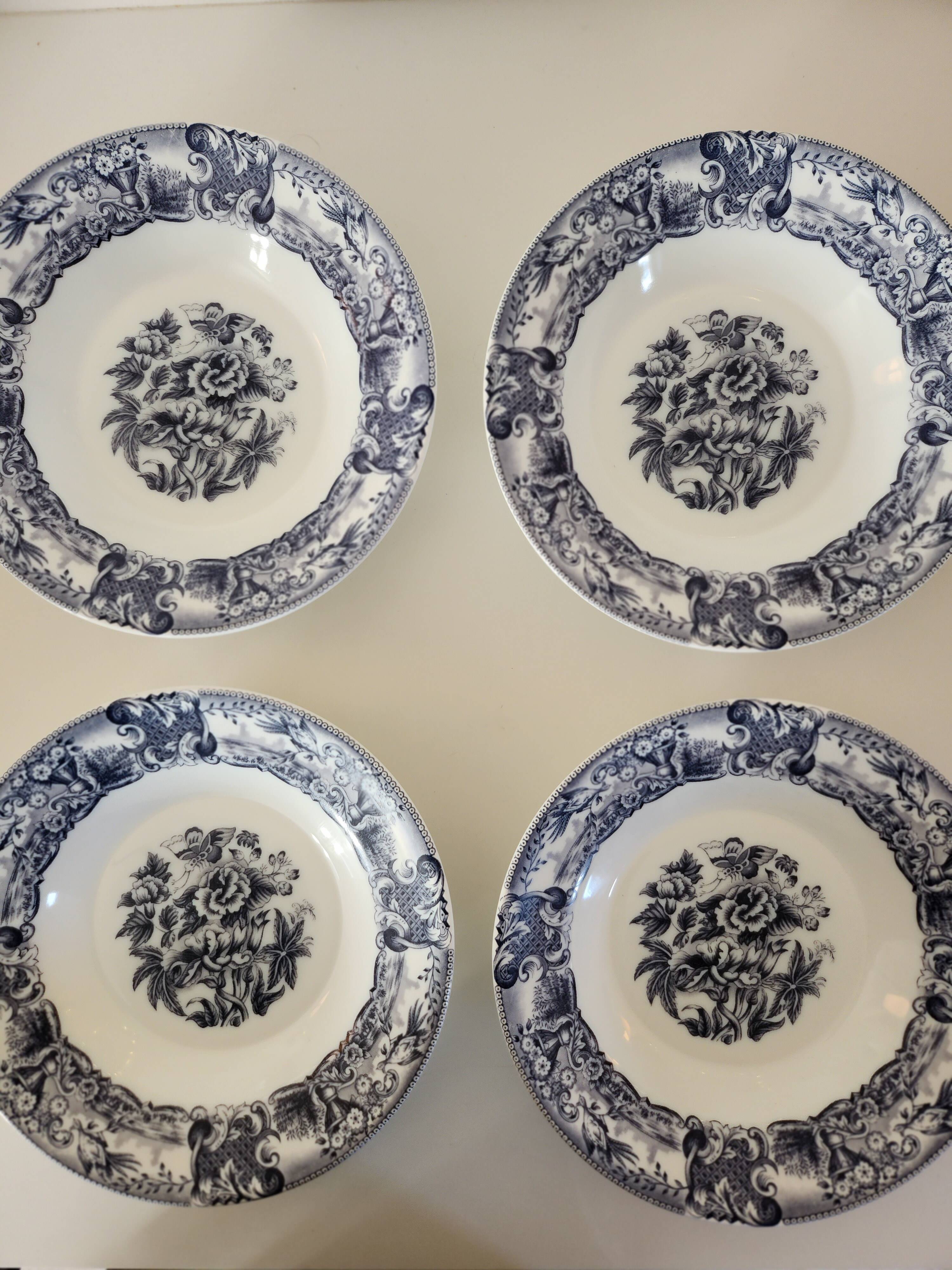 Set of 4 opaline hollow plates floral blue / black decoration