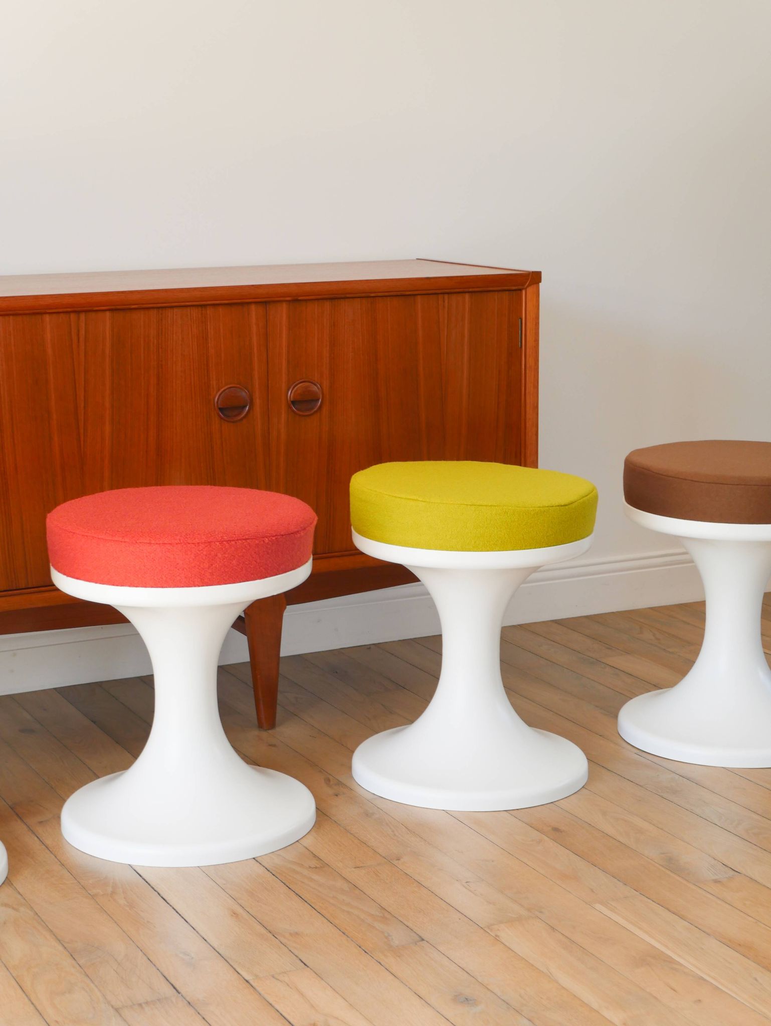 Tabouret tulipe en Plastique et Laine, Vert Matcha, Design Space Age, 1970