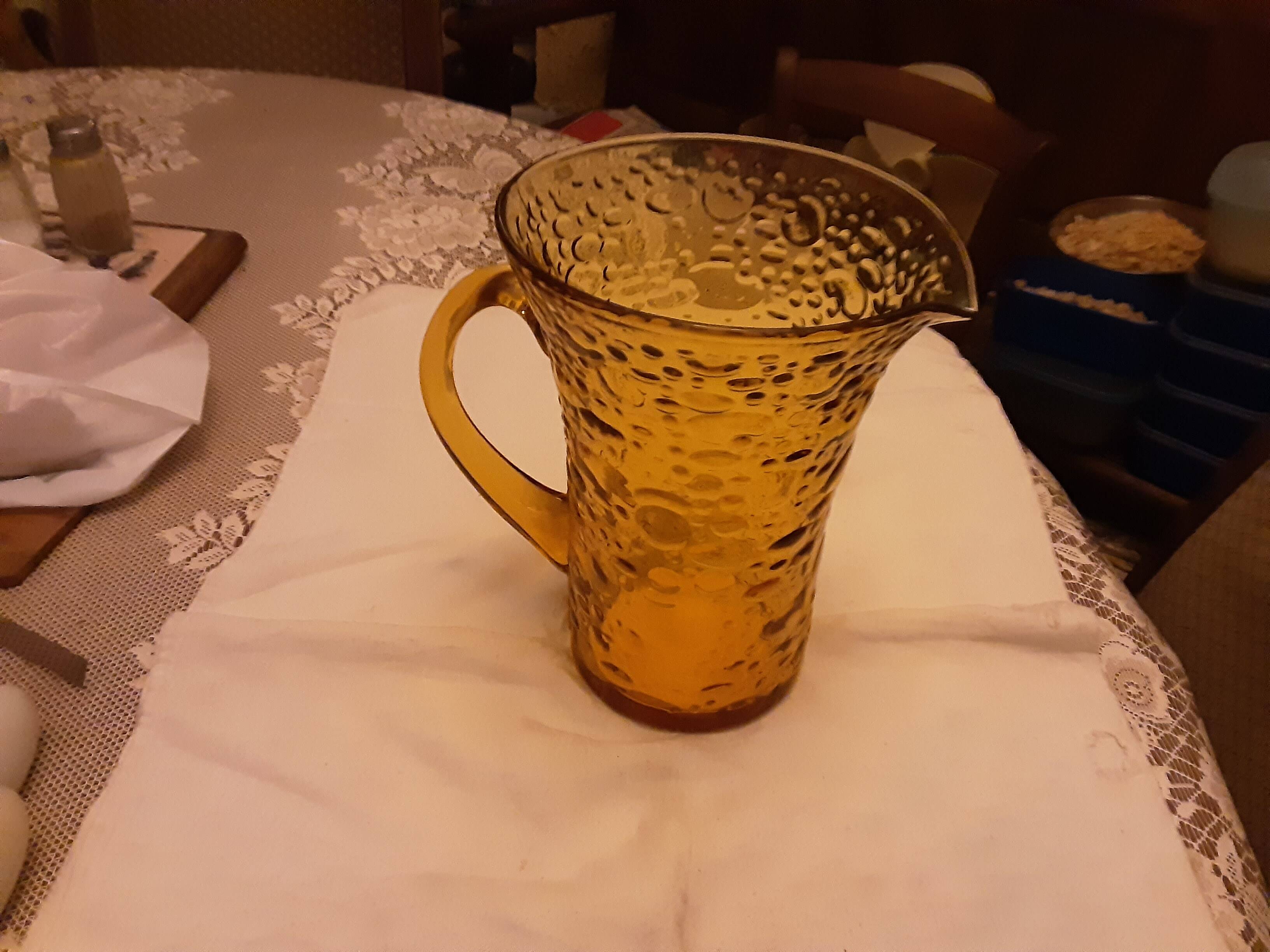 YELLOW BUBBLE GLASS WATER JAR