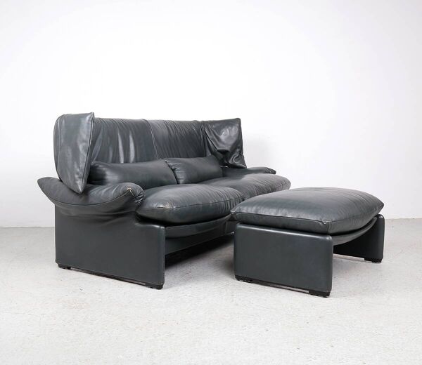Canapé en cuir avec pouf par Vico Magistretti pour Cassina, années 1980, lot de 2