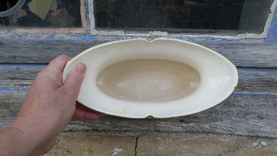 Former garden in dabbling pattern fives-Lille poppies