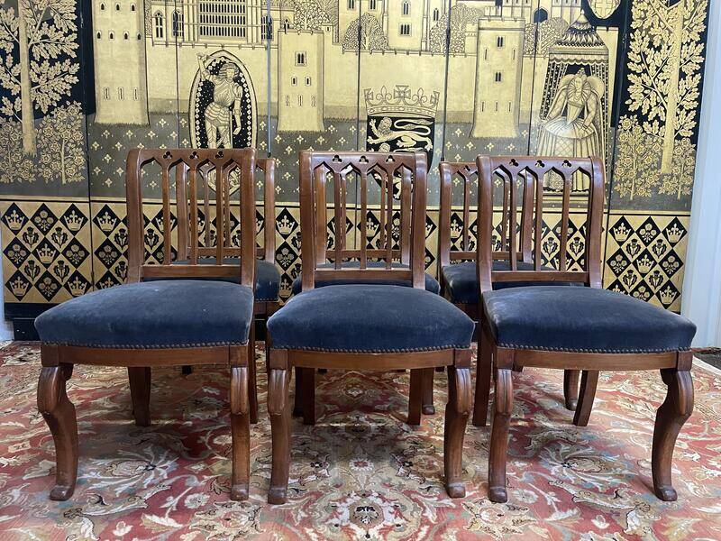 Set of 6 Restoration period chairs