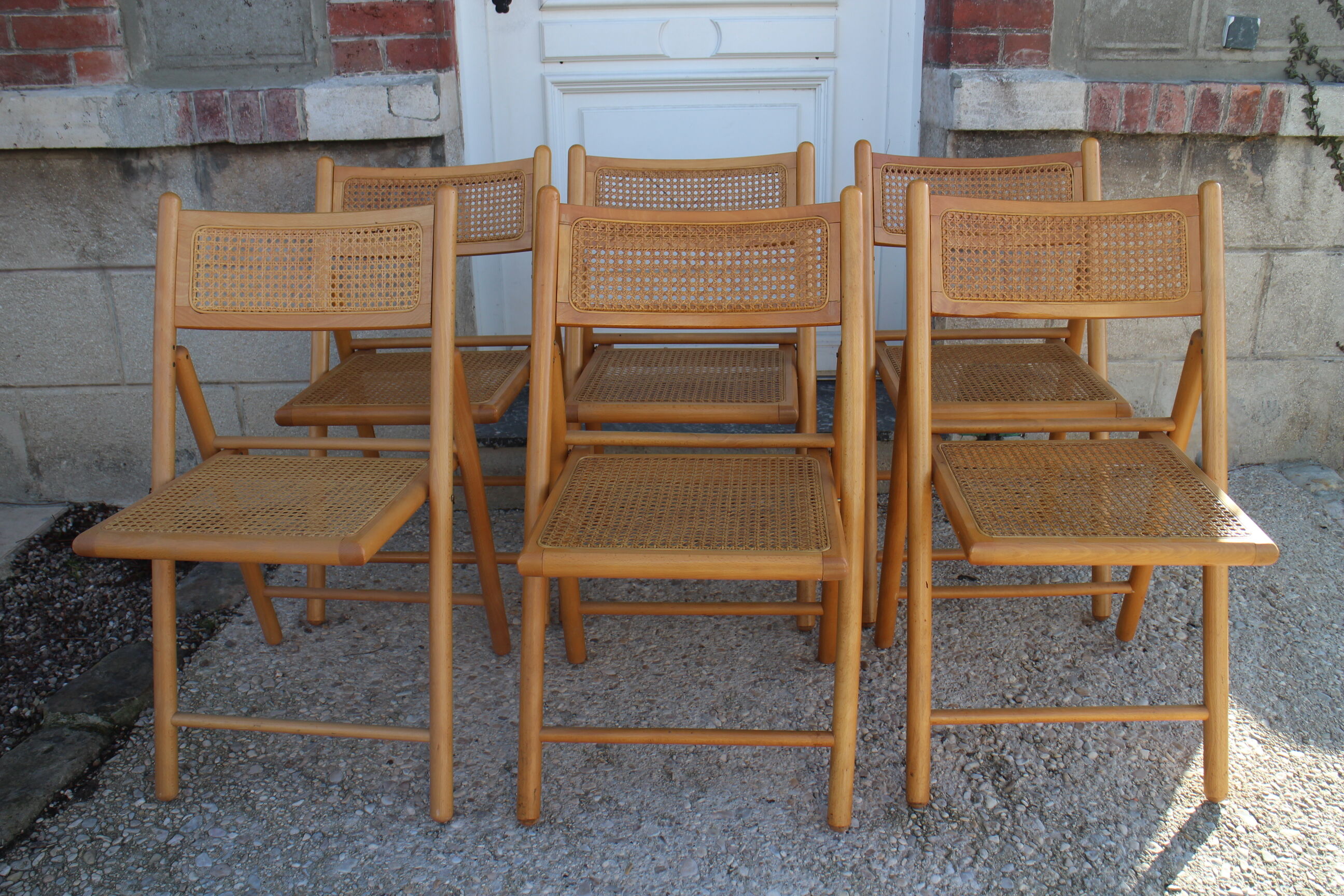 Series of 6 folding chairs canned