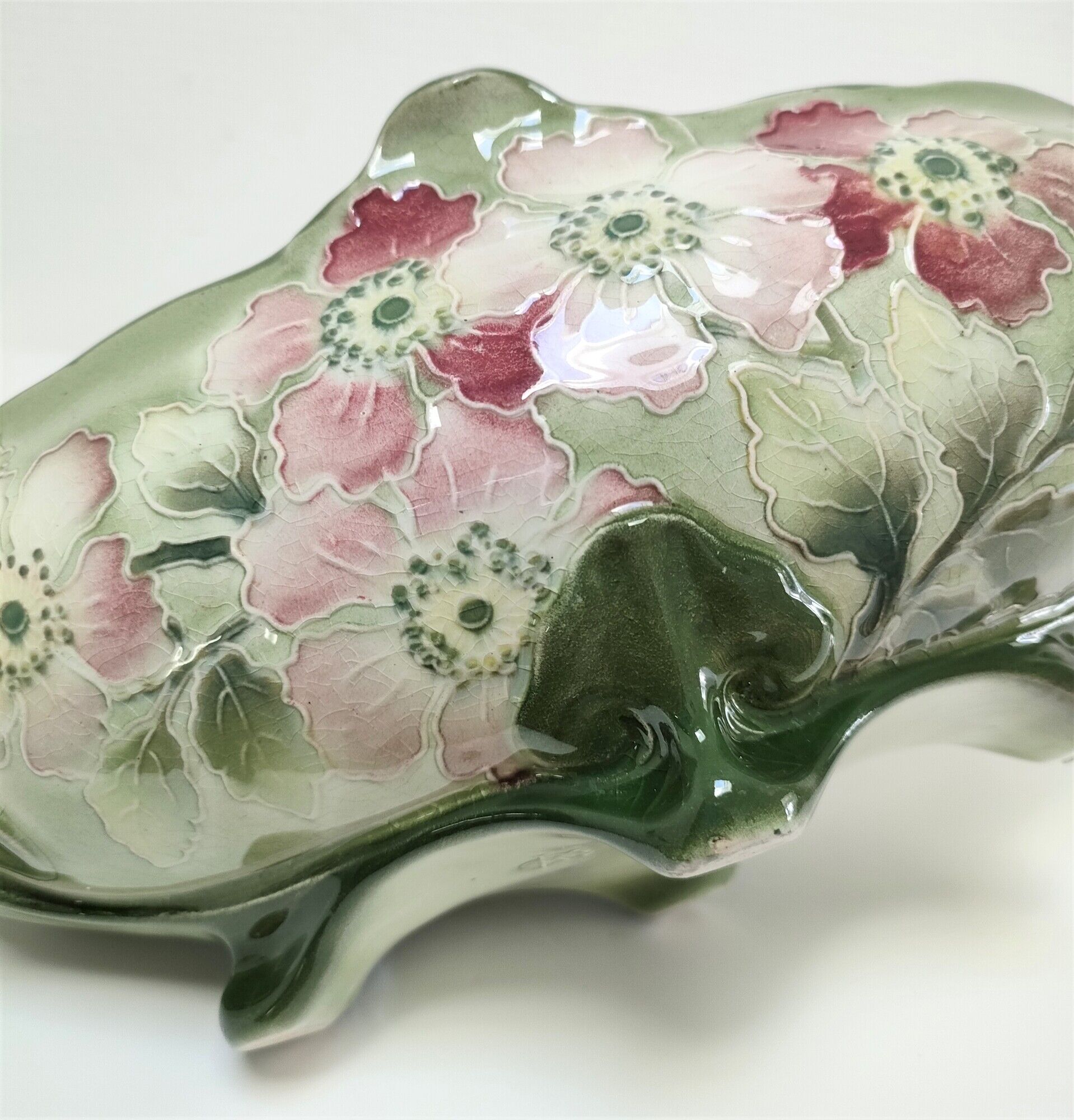 Art Nouveau gardener Keller and Guérin Earthenware St Clément decorated with flowers