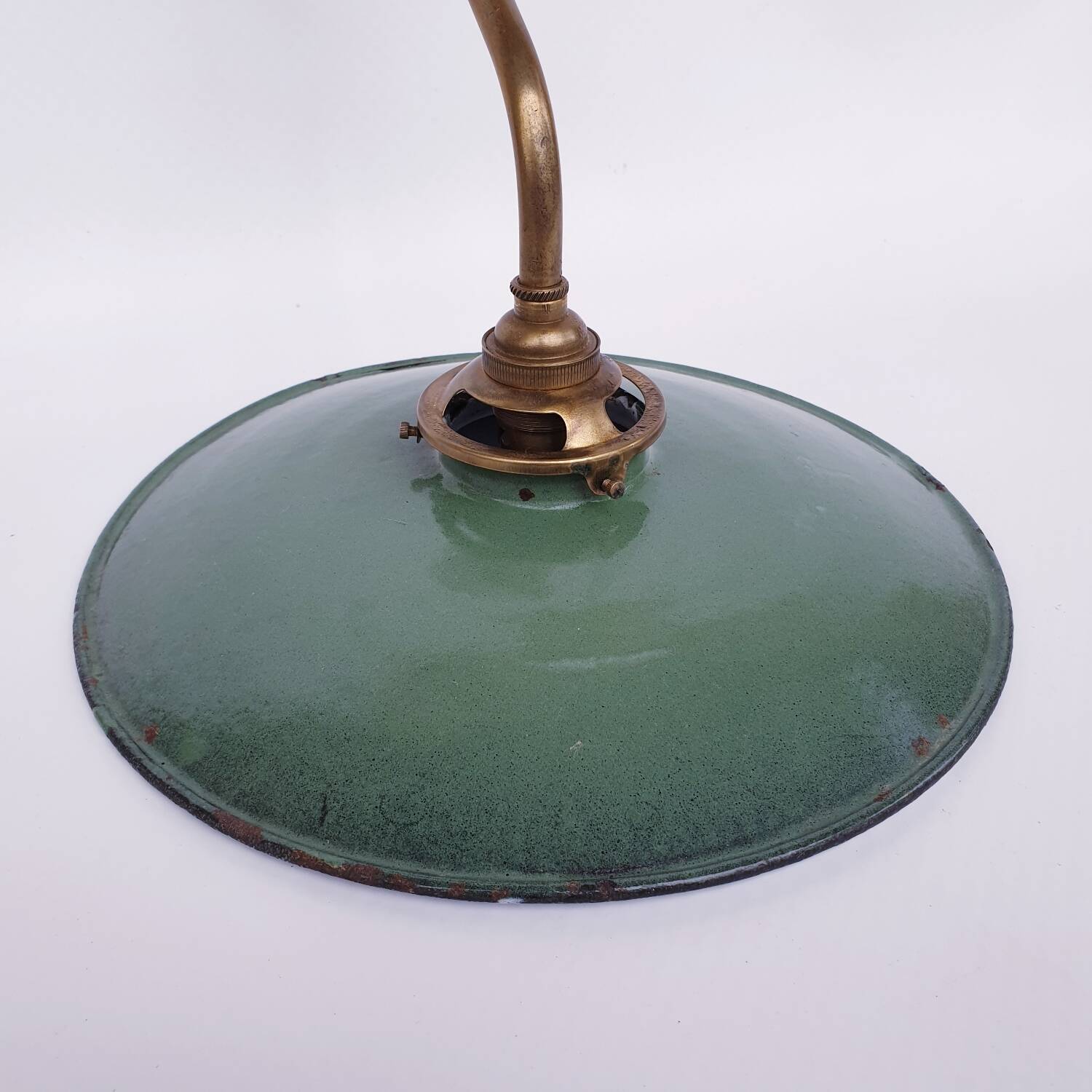 Swan neck and enamelled sheet metal wall light