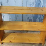 Scandinavian pine shelf