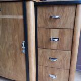 Dresser 1960