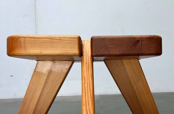 Tabouret Apila moderne du milieu du siècle en pin attribué à Rauni Peippo, Finlande, années 1960